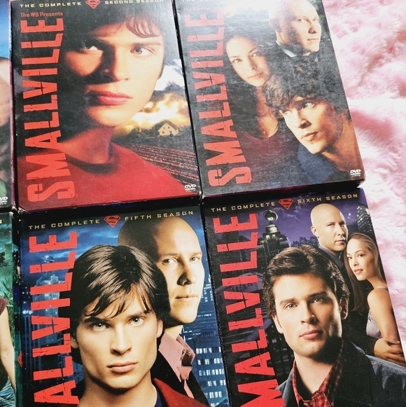 Smallville Seasons 1-6 DVDs - Picture 3 of 5